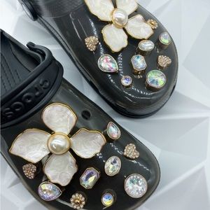 20 pieces flower gemstones croc charm set . Charms only ! Crocs not included !